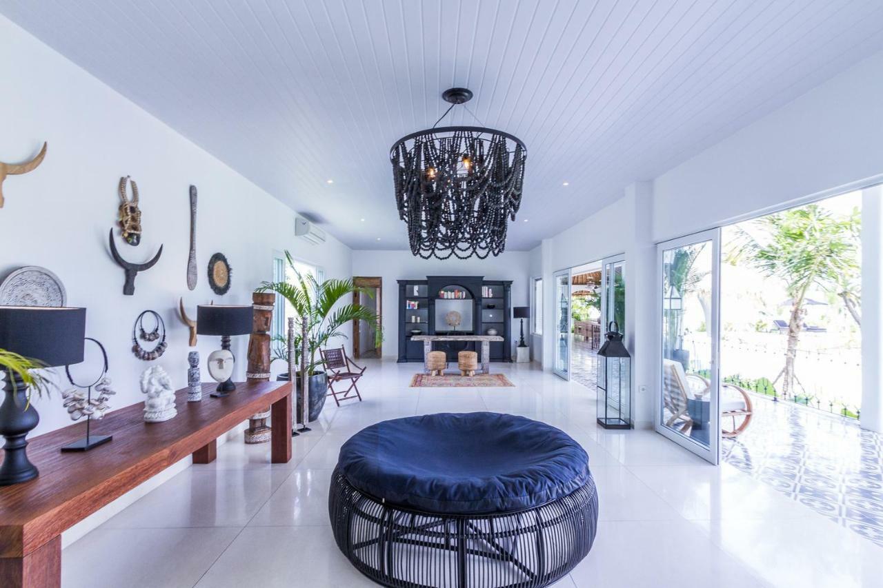 Villa Kusuma - Luxury Sea View 5 Bedroom Villa Close To Savaya Улувату Экстерьер фото