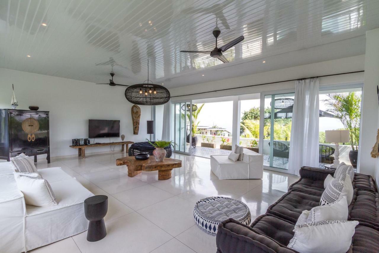 Villa Kusuma - Luxury Sea View 5 Bedroom Villa Close To Savaya Улувату Экстерьер фото